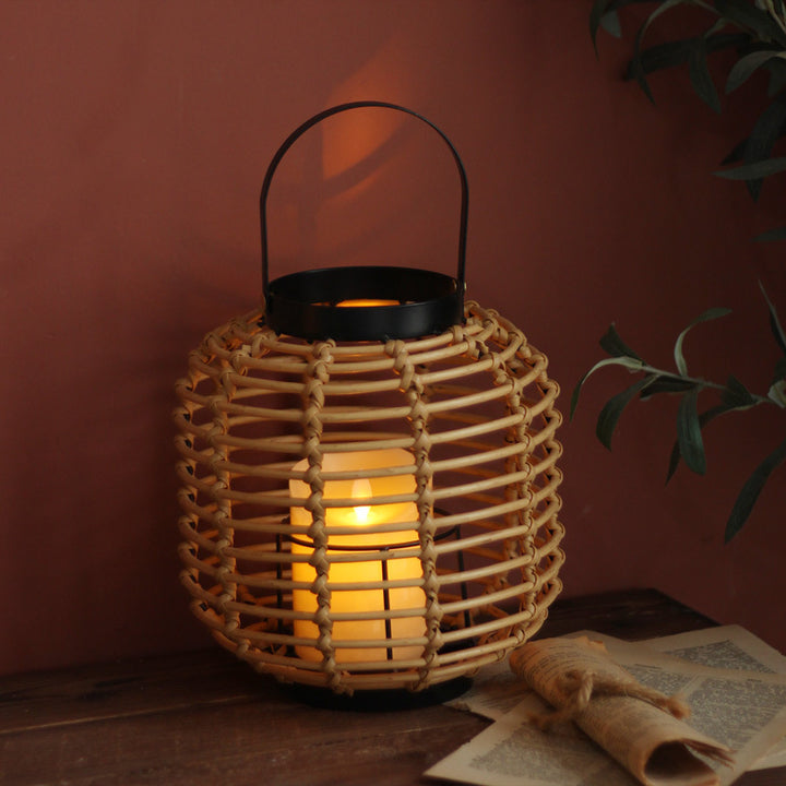 Handcrafted rattan lamp Bowlift