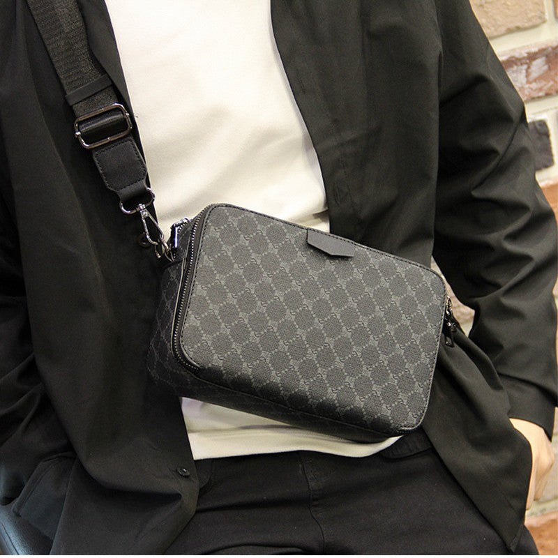Fashionable shoulder bag with structured surface Bowlift