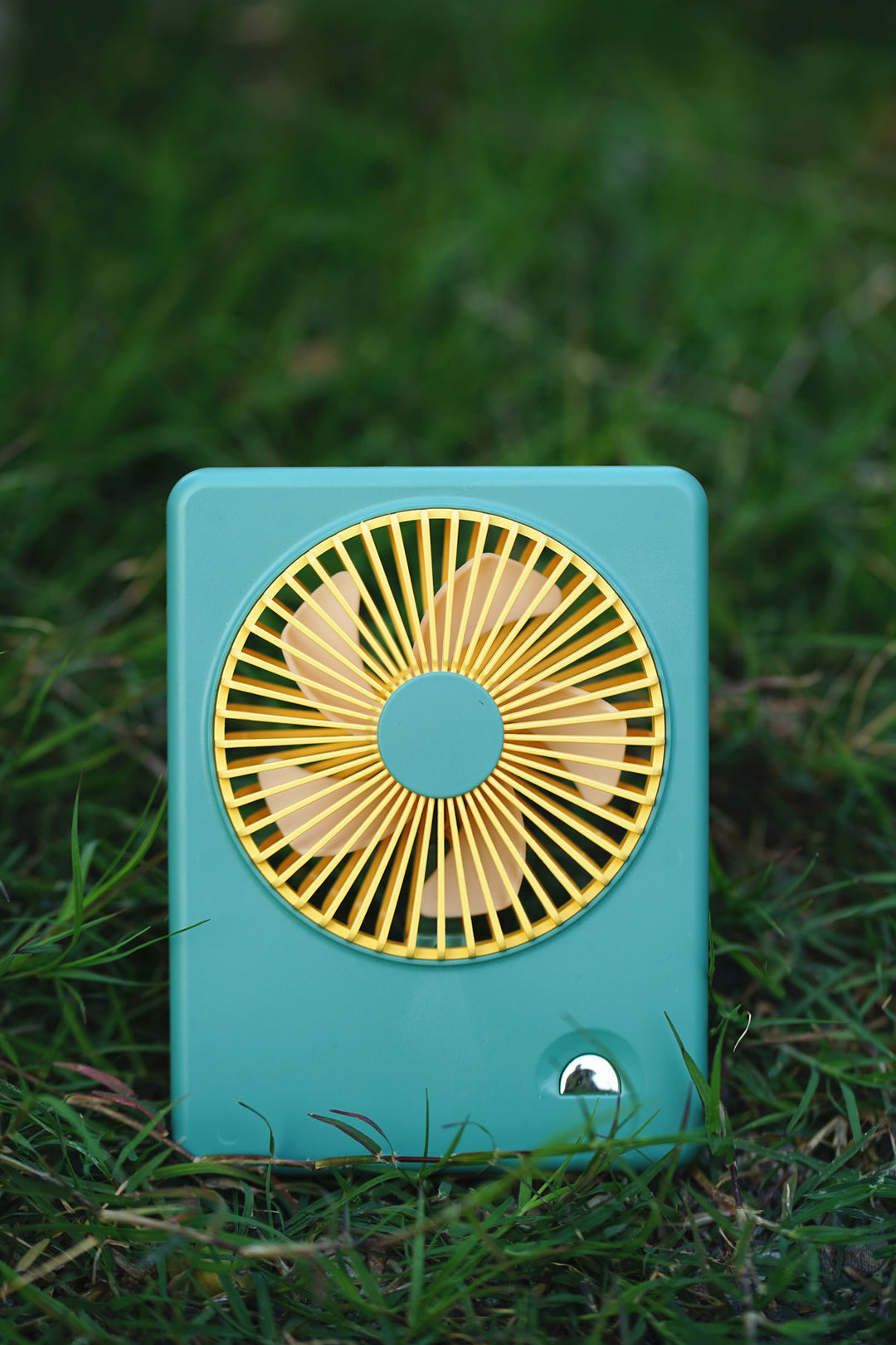 Unisex Portable Mini Fan with USB Connection Bowlift