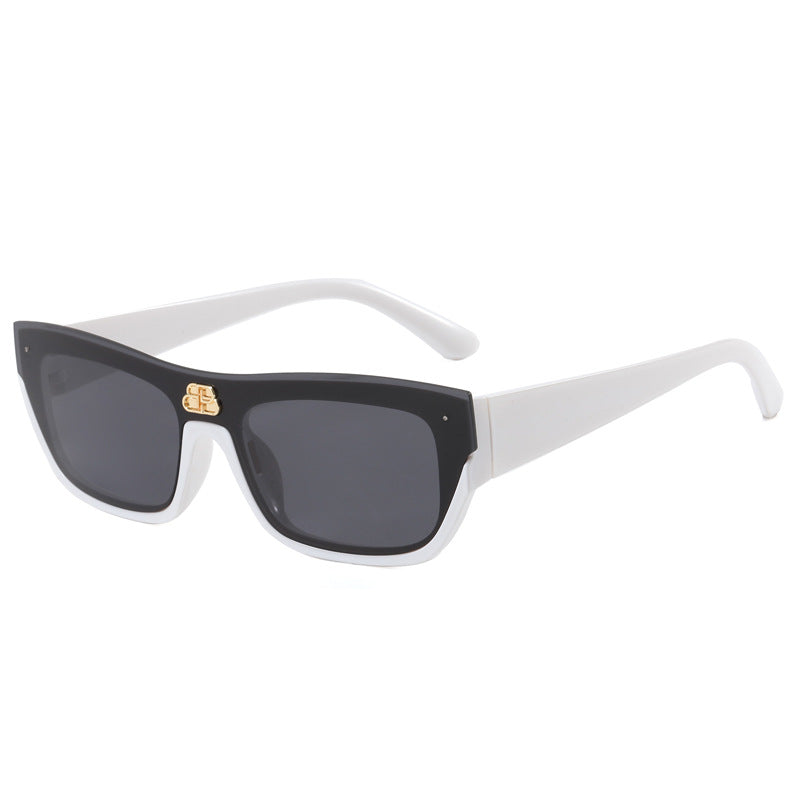 Women's fashionable oversized sunglasses with striking design Bowlift