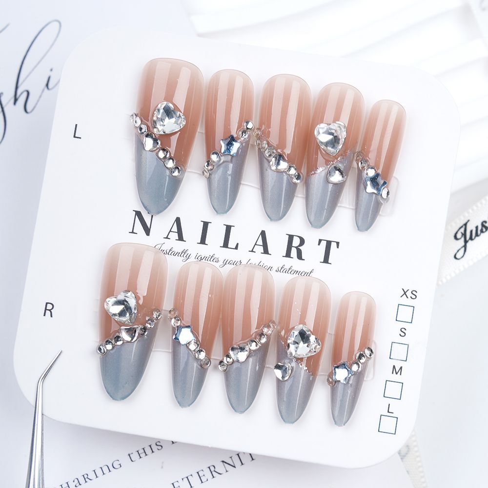 Cute Animal-Themed Press-On Nail Art Set Bowlift