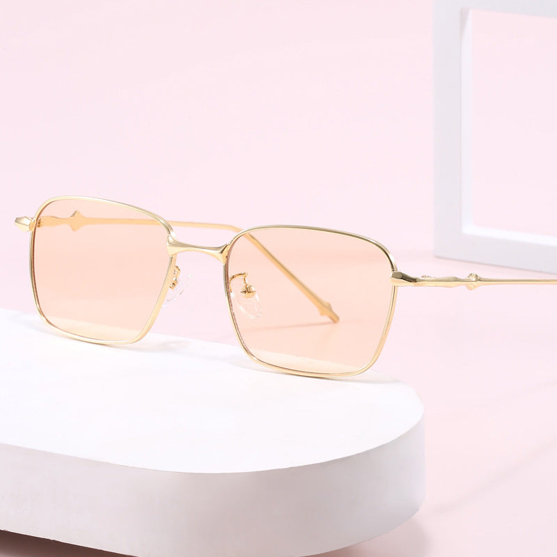 Women elegant square sunglasses with high-quality metal frame Bowlift