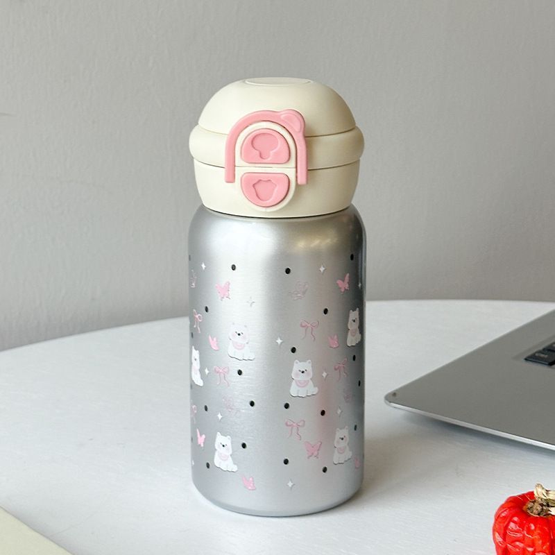 Women’s creative drinking bottle with safe closure mechanisms Bowlift