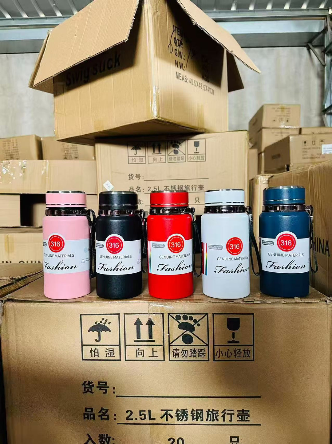 Women Insulated Drinking Bottle made of high-quality Stainless Steel Bowlift