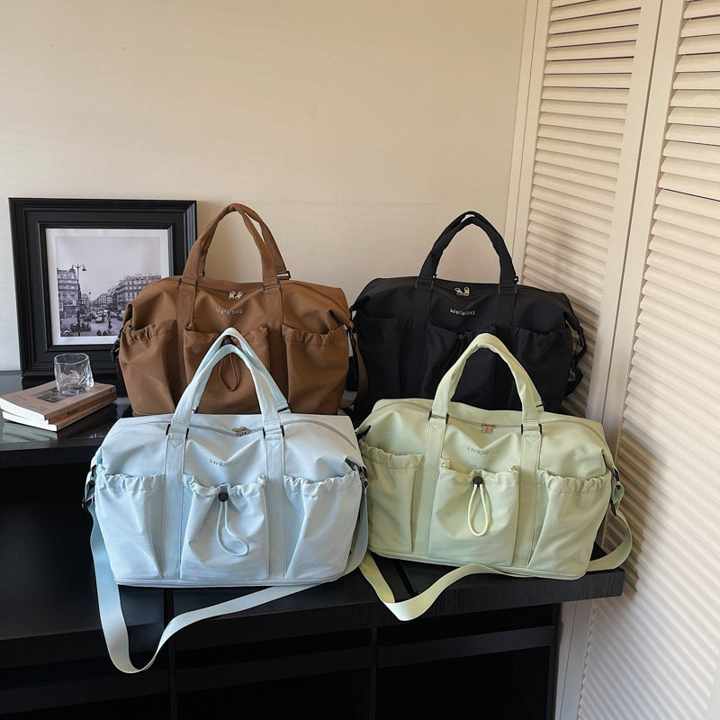 Sporty Weekend Bag Bowlift