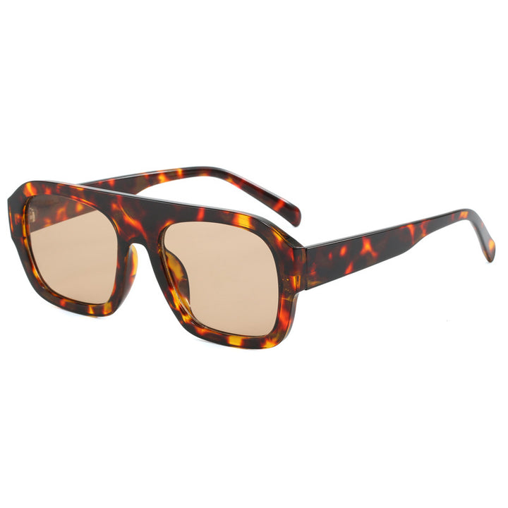 Ladies oversized square sunglasses with modern design Bowlift