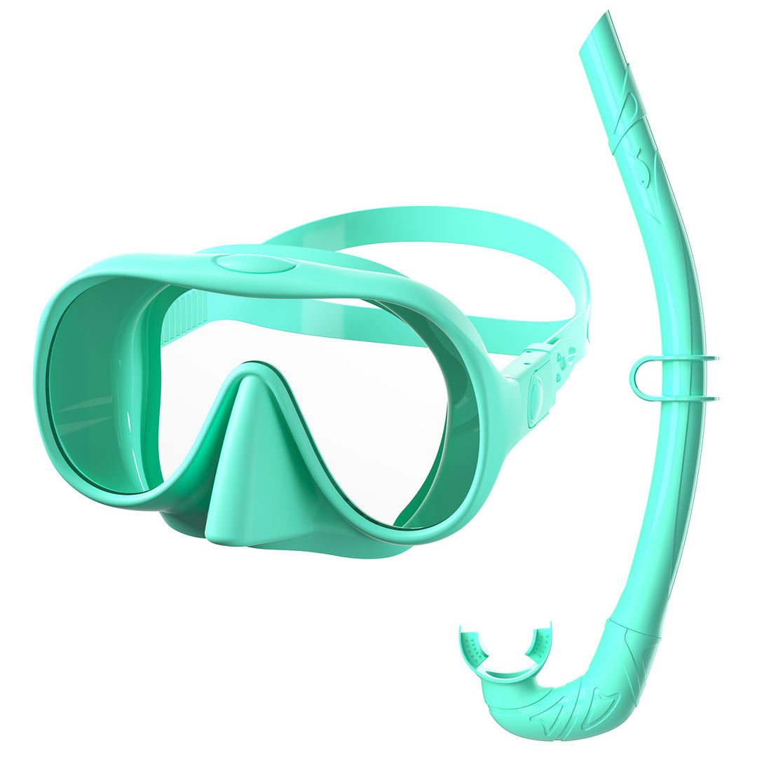 Swimming mask with flexible breathing tube Bowlift
