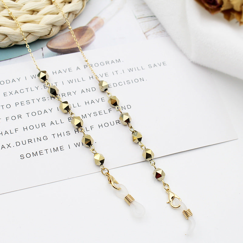 Fashionable Eyewear Chain Bowlift