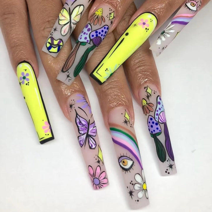 Artificial nails in creative flower design Bowlift