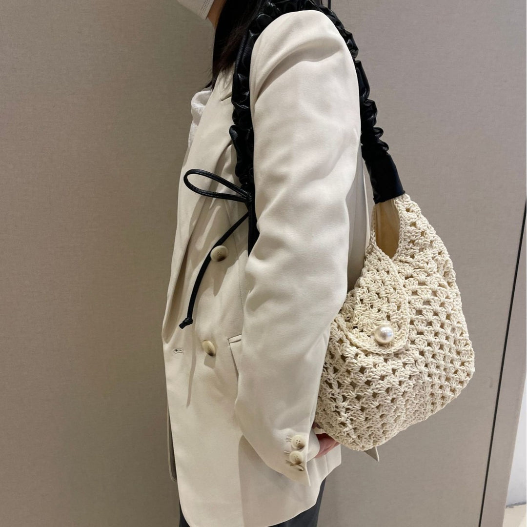 Hand-knotted all-rounder bag with elegant pearl decoration Bowlift