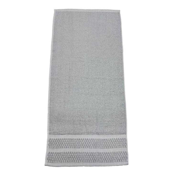 Elegant and Soft Bath Towel with Luxurious Border Bowlift