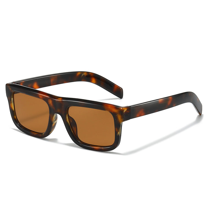 Contemporary Wide-Brim Sunglasses Bowlift