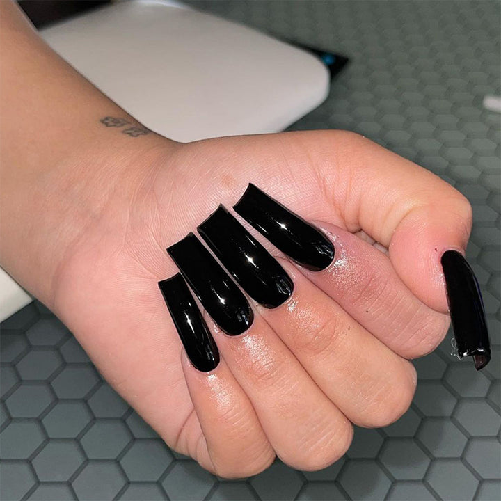 High-quality artificial nails Bowlift