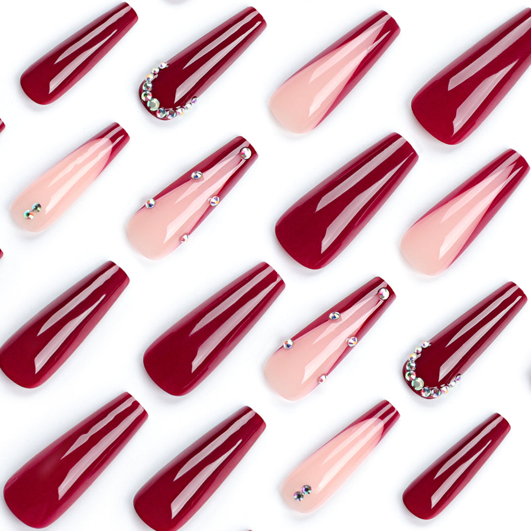 Glamorous artificial nails with elegant accents Bowlift