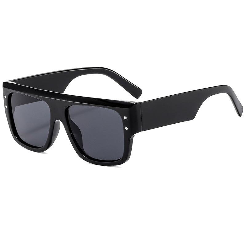 Women Oversized Sunglasses in Stylish Tortoiseshell Design Bowlift