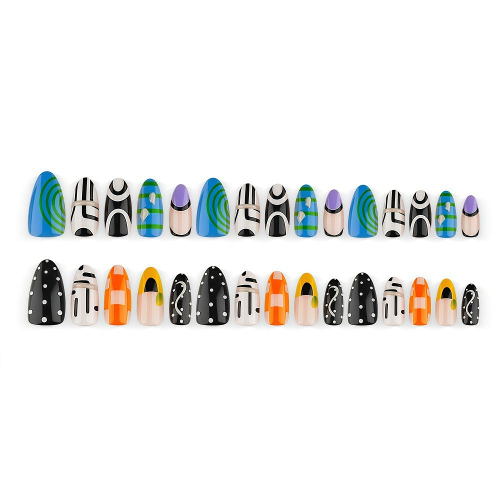 Trendy Artificial Nails with Geometric Designs Bowlift