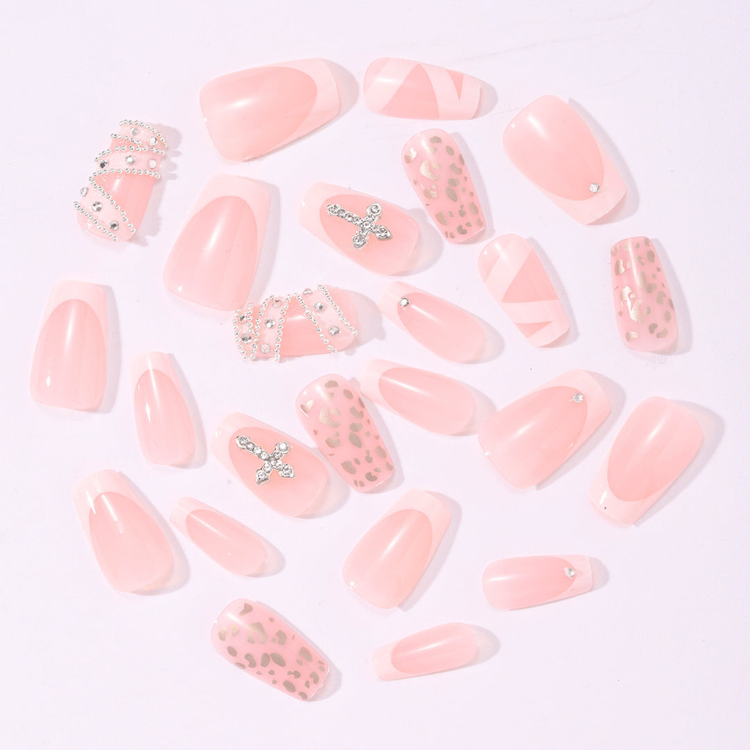 Elegant Nail Art with Glitter Design Bowlift