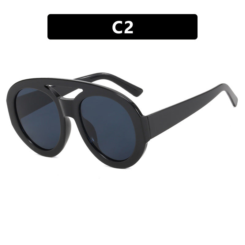 Ladies elegant sunglasses with fashionable design Bowlift