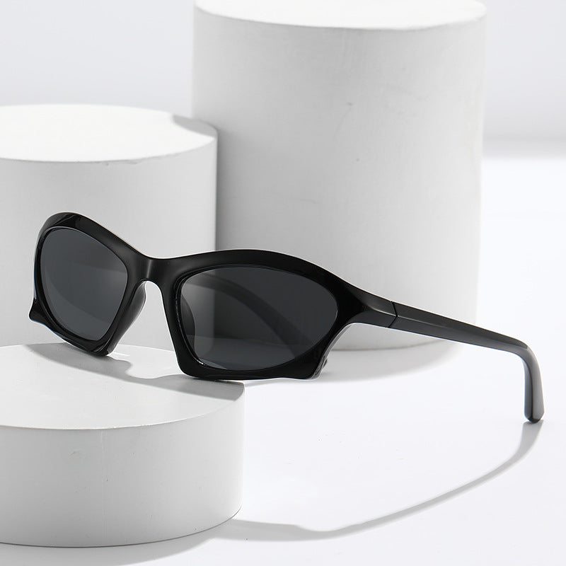 Modern Stylish Angular Sunglasses Bowlift