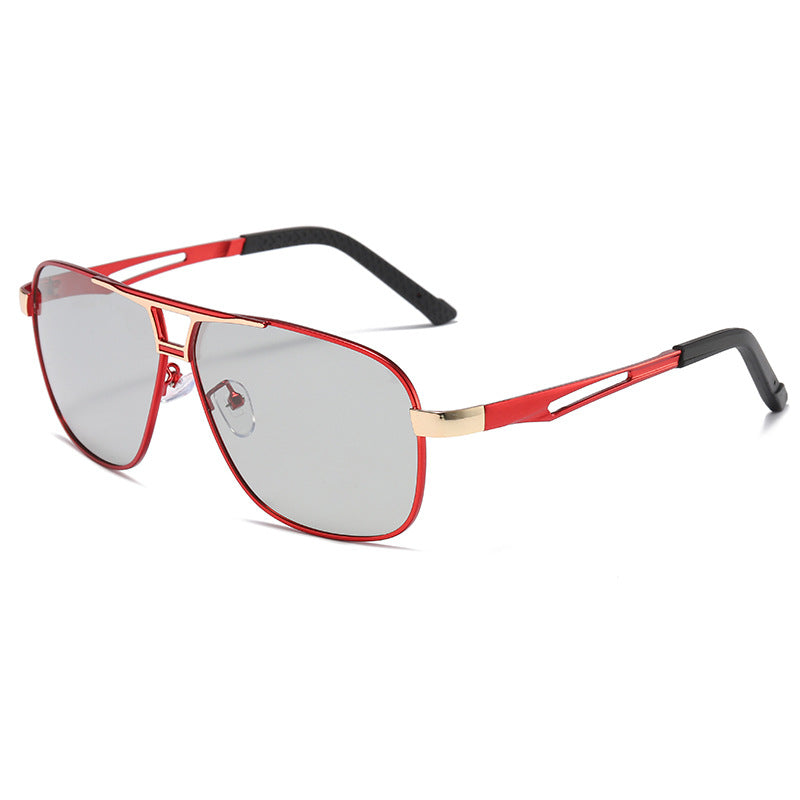 Ladies sporty sunglasses with modern design and UV protection Bowlift
