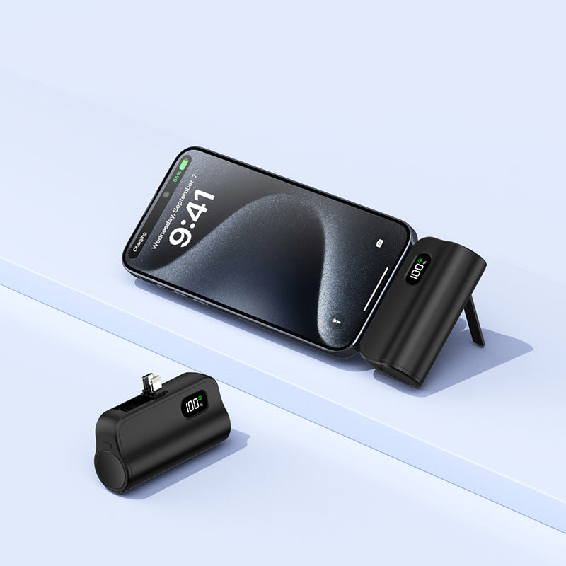 Foldable Powerbank with Digital Charging Display Bowlift