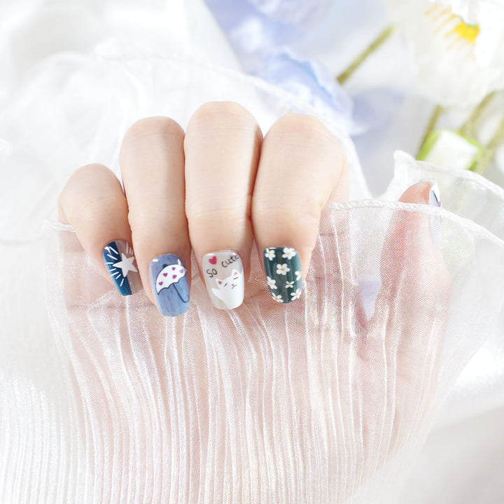 Artistic Cat-Inspired Press-On Nail Set Bowlift