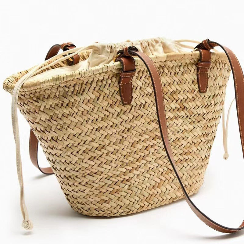 Elegant Braided Beach Bag Bowlift