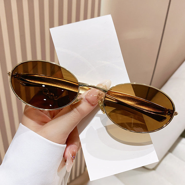 Women's fashionable oversized sunglasses with elegant design Bowlift