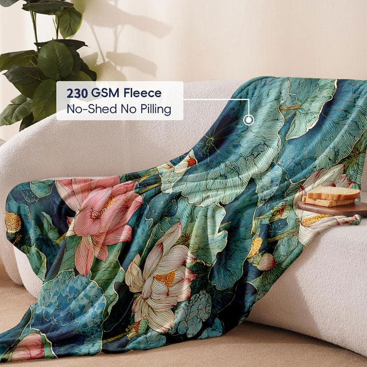 Artistic Floral Print Fleece Blanket