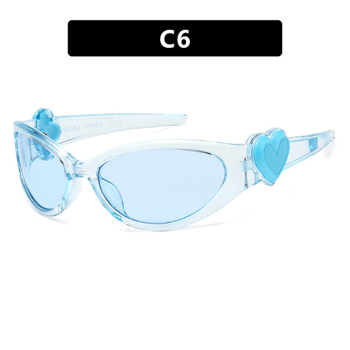 Ladies fashionable sunglasses with heart-shaped detail Bowlift