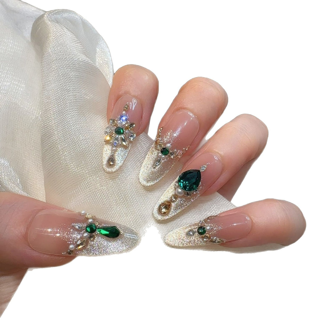 Luxurious Rhinestone Embellished Press-On Nails Bowlift