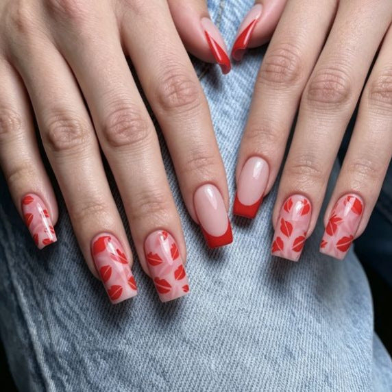 Artistic Nail Art Design Bowlift