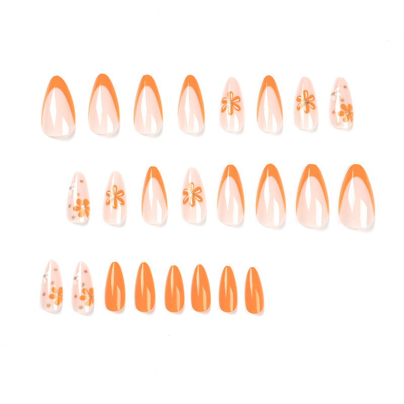 Creative artificial nails with floral design Bowlift