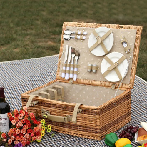 Rustic picnic basket with dish set Bowlift
