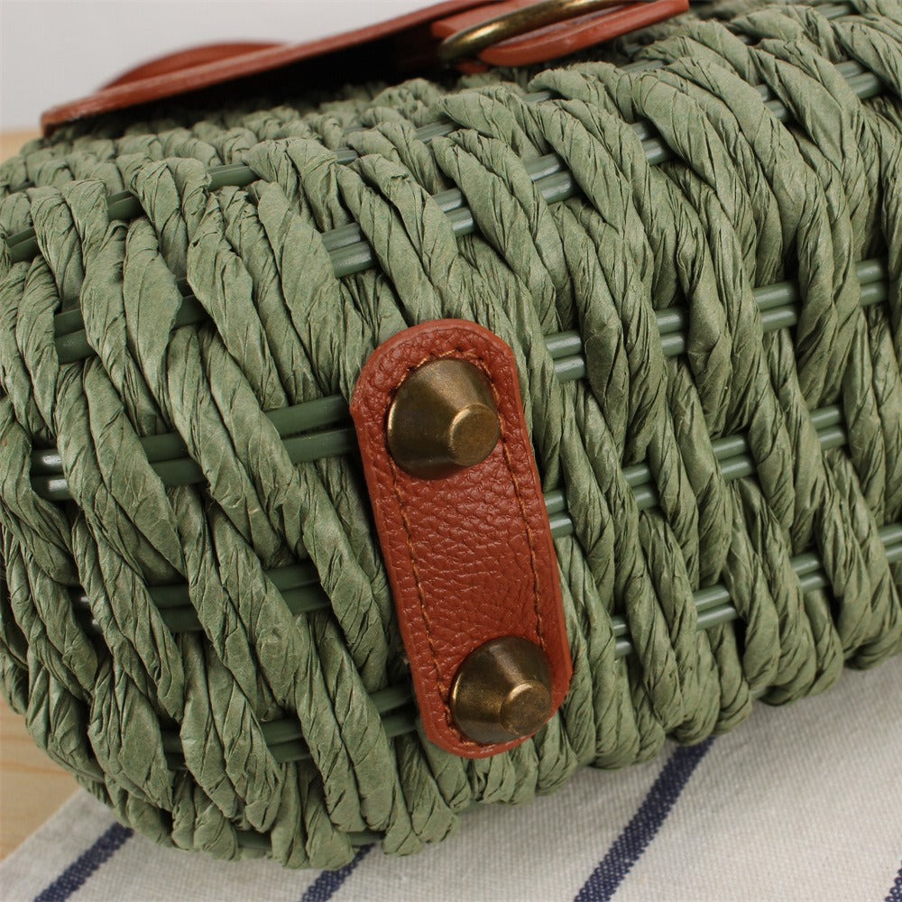 Handbag with Elegant Leather Lid and Woven Design Bowlift