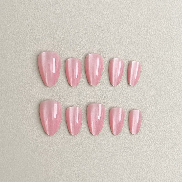 Elegant Artificial Nails with High Gloss Finish Bowlift