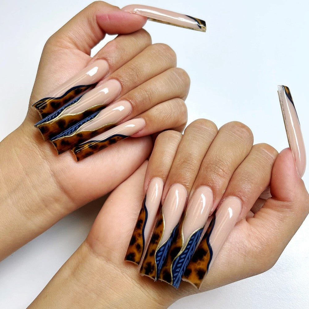 Creative leopard pattern press-on nails Bowlift