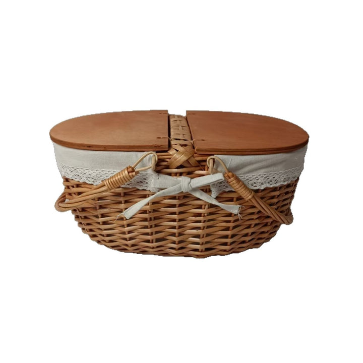 Women's picnic basket with practical wooden lid and stylish inner lining Bowlift