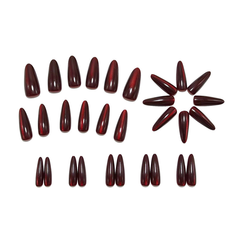 Artificial nails in elegant lace design Bowlift