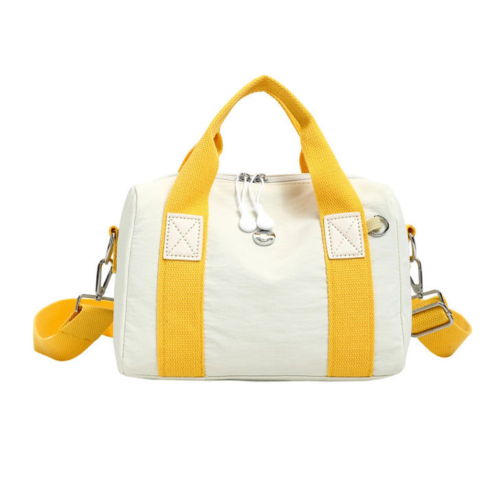 Stylish sports bag with adjustable shoulder strap Bowlift