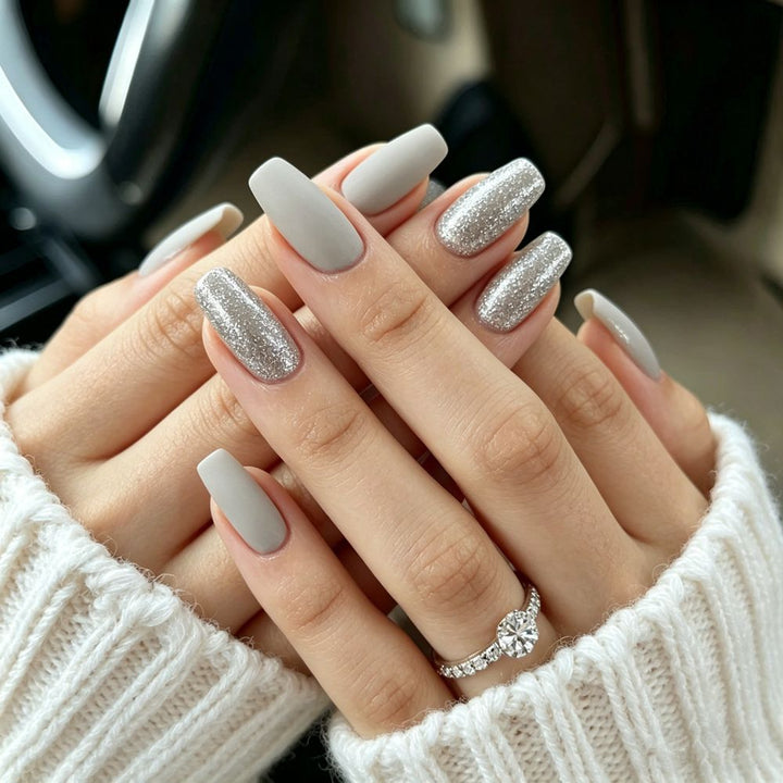 Glamorous Artificial Nails Set Bowlift