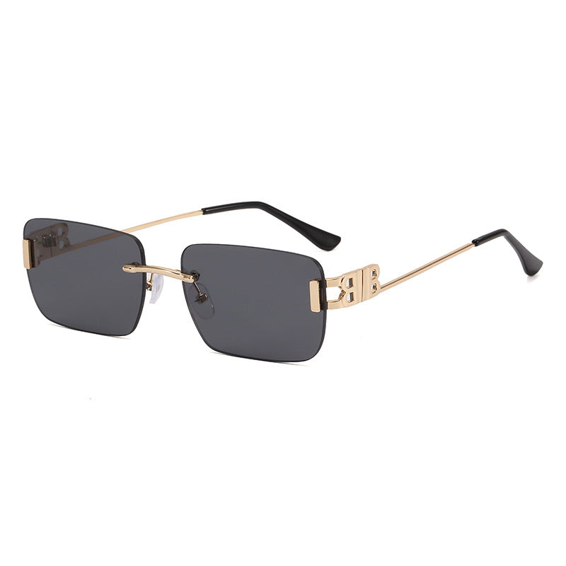 Women's fashionable square sunglasses with golden accents Bowlift