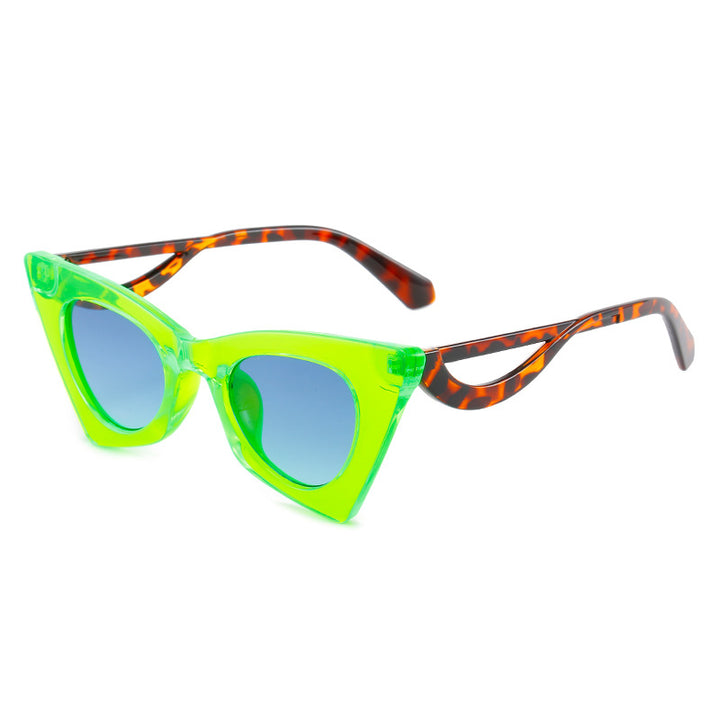 Women's Cat-Eye Sunglasses with Elegant Design Elements Bowlift