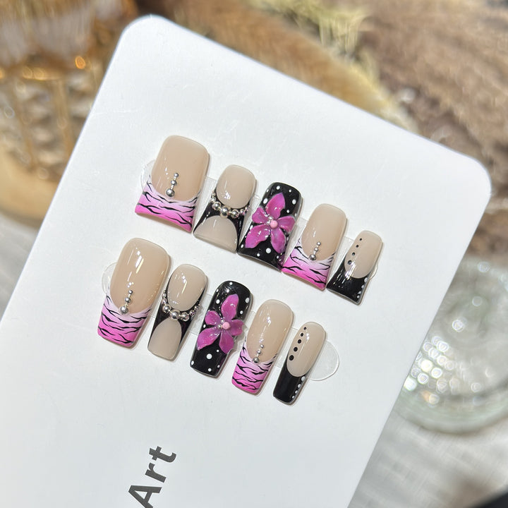 Decorative Press-On Nail Set with Floral and Striped Design Bowlift