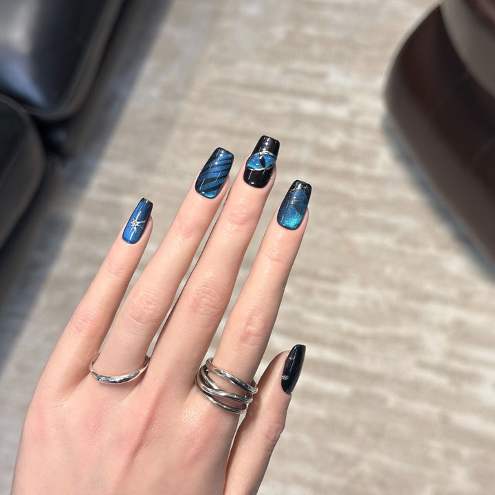 Artistic Galaxy-Inspired Press-On Nail Set Bowlift