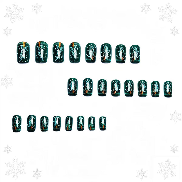Artificial Nails in Festive Christmas Tree Design Bowlift