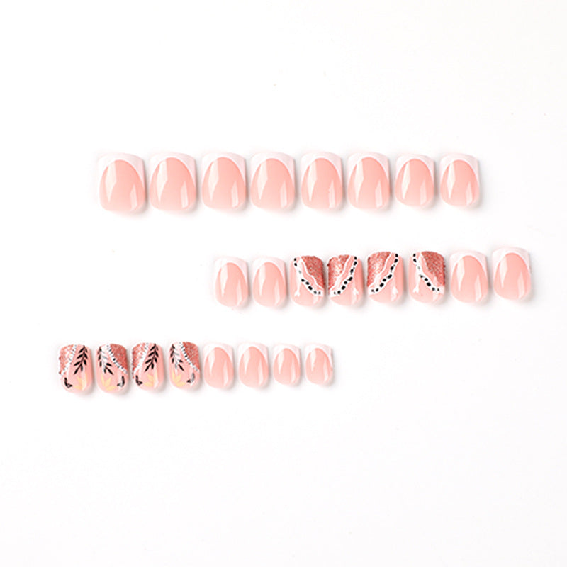Trendy artificial nails in flower and glitter pattern Bowlift