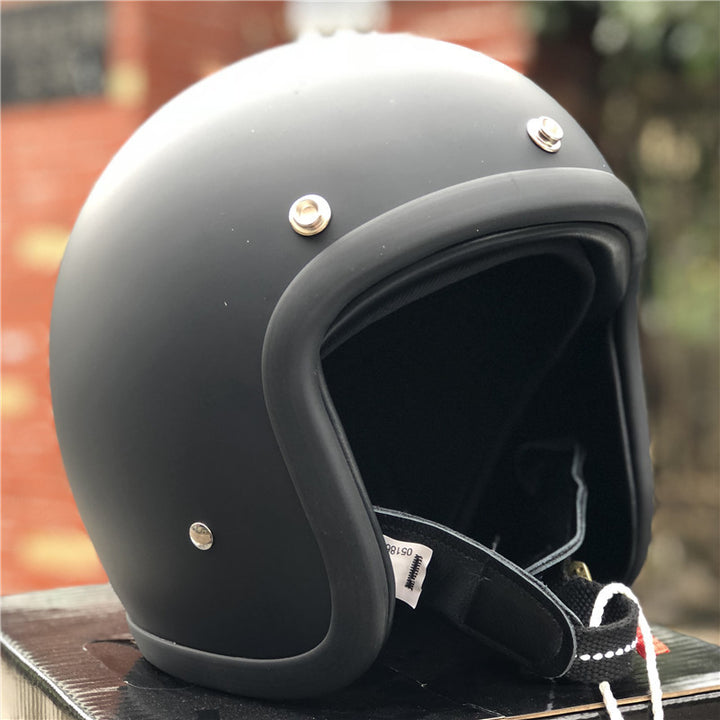 Classic Half-Shell Motorcycle Helmet Bowlift