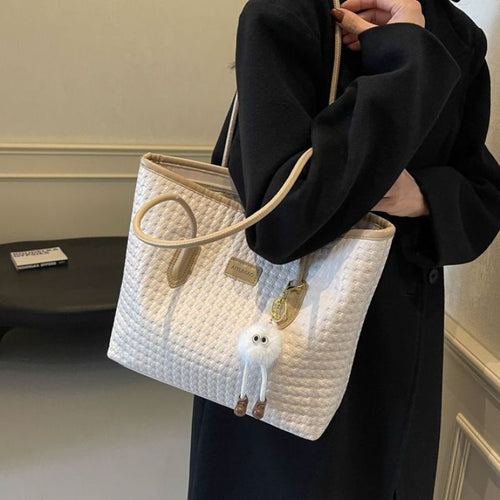 Woven Patterned Shoulder Bag Bowlift