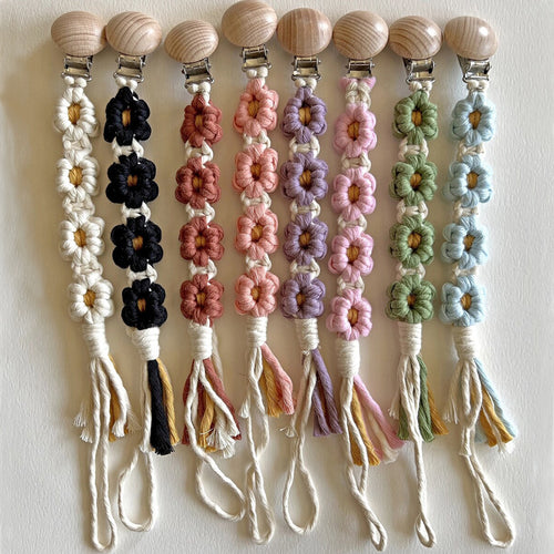 Decorative Floral Eyewear Chain Bowlift